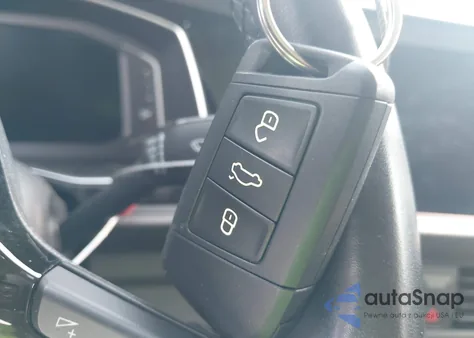 2019 Volkswagen Jetta 1.4T Sel Premium from USA, damaged, VIN 3VWG57BU6KM051606